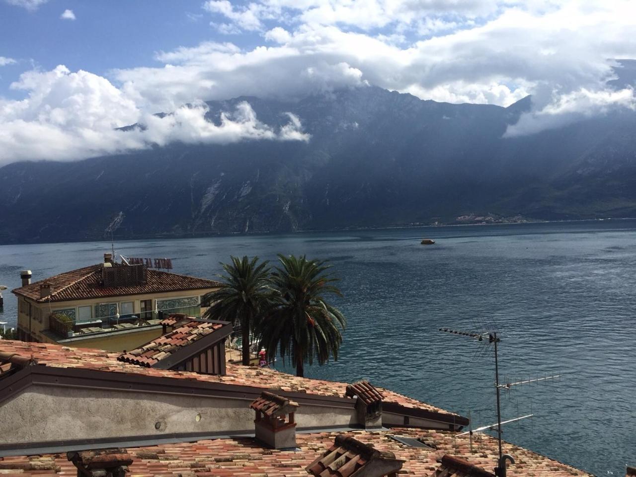 Albergo Ristorante Montebaldo Limone sul Garda Ruang foto
