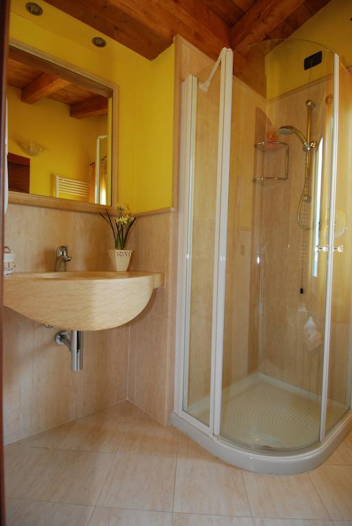 Albergo Ristorante Montebaldo Limone sul Garda Ruang foto